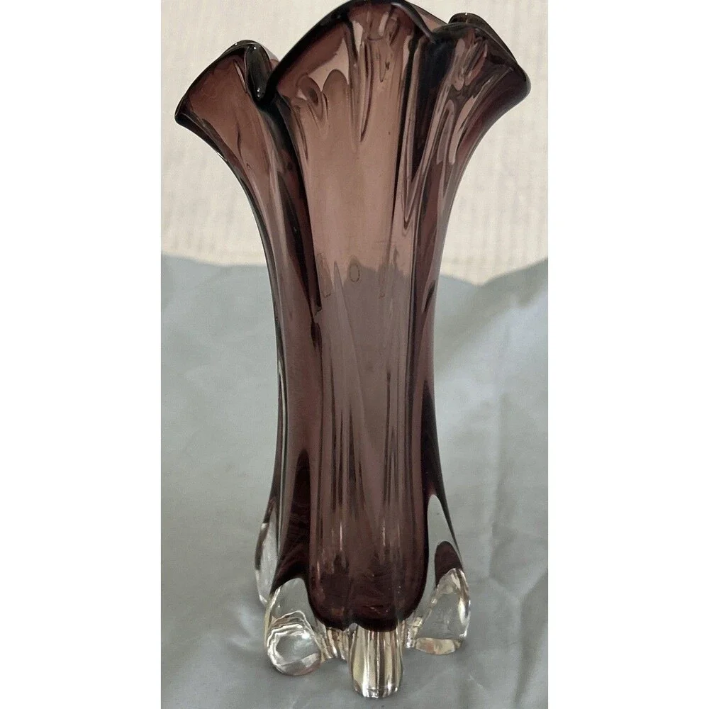 Vintage Cavalier Art Glass AMETHYST VASE With Ruffle Top 9” Tall